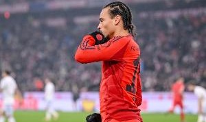 记者：孔帕尼很满意萨内的能力&amp;健康状况，希望他能继续留队