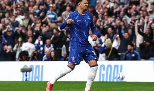 独立报：如果切尔西放弃买断桑乔，勒沃库森就准备向曼联求购